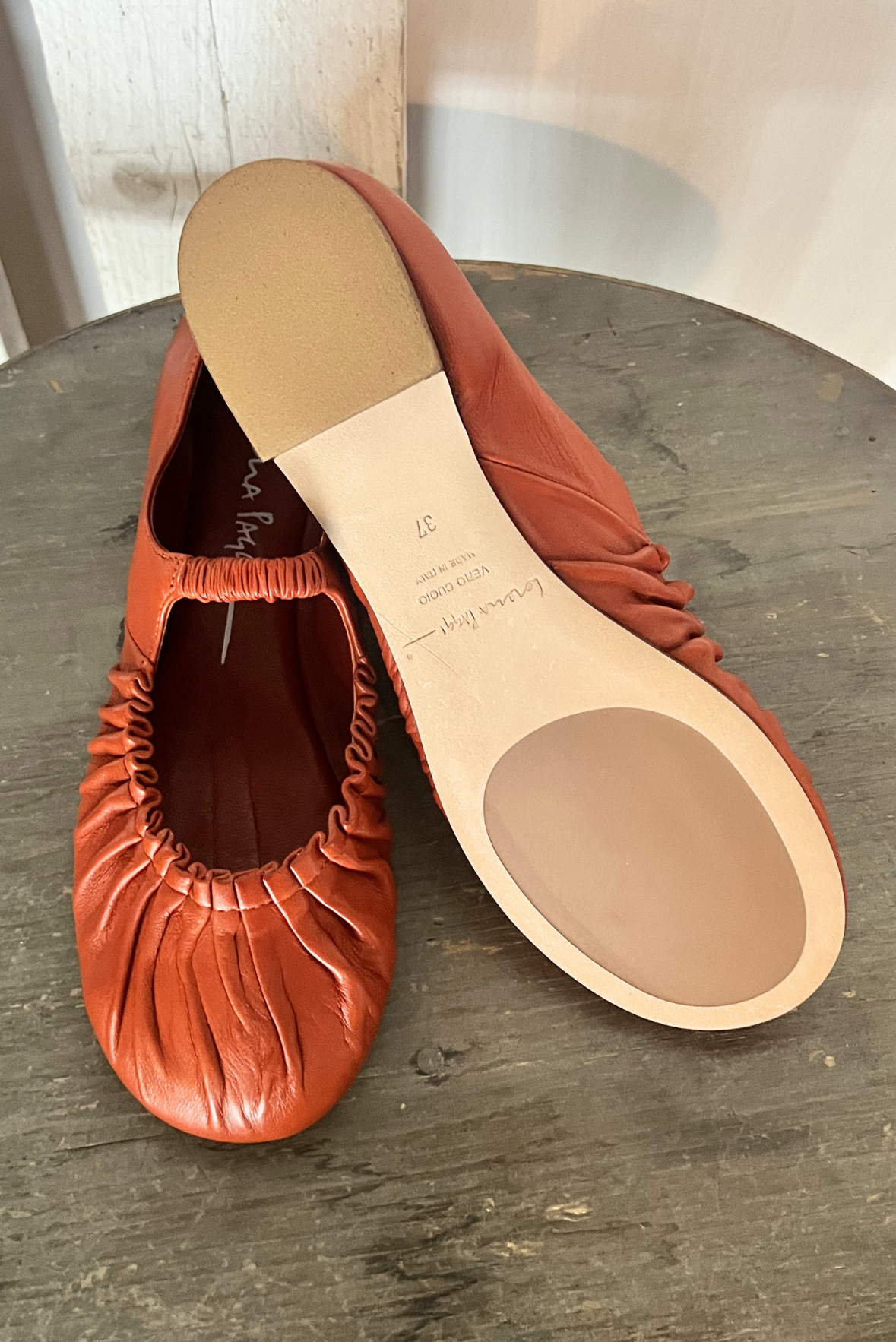 Ballerina in pelle