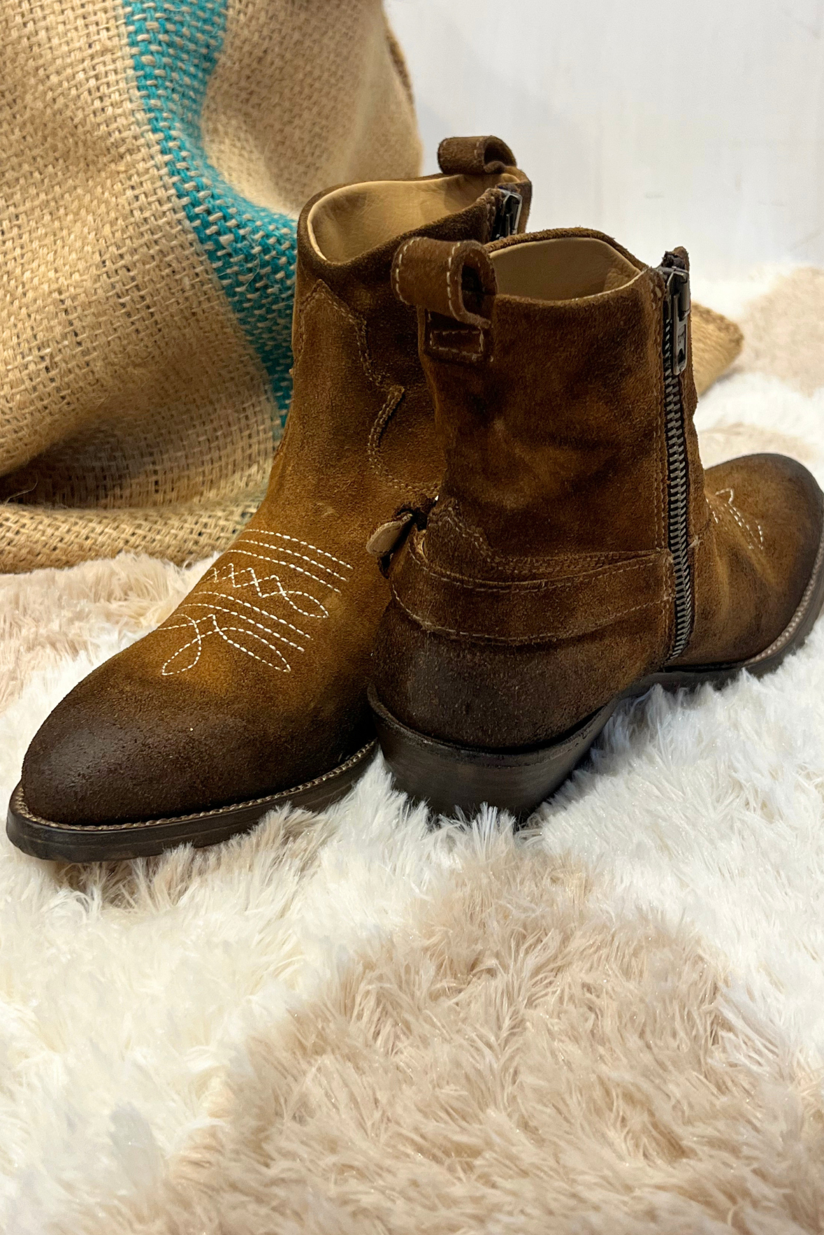 Texano con fibbia e turchesi