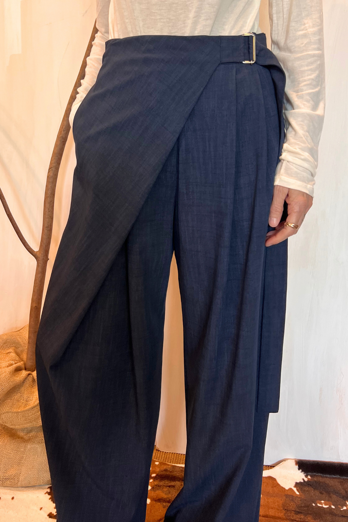 Pantalone con pannello e cintura