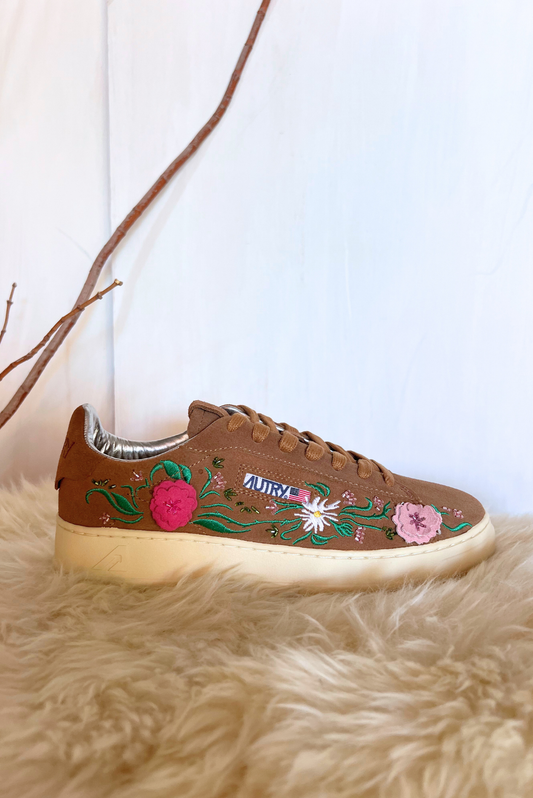 Sneakers Dallas con ricami