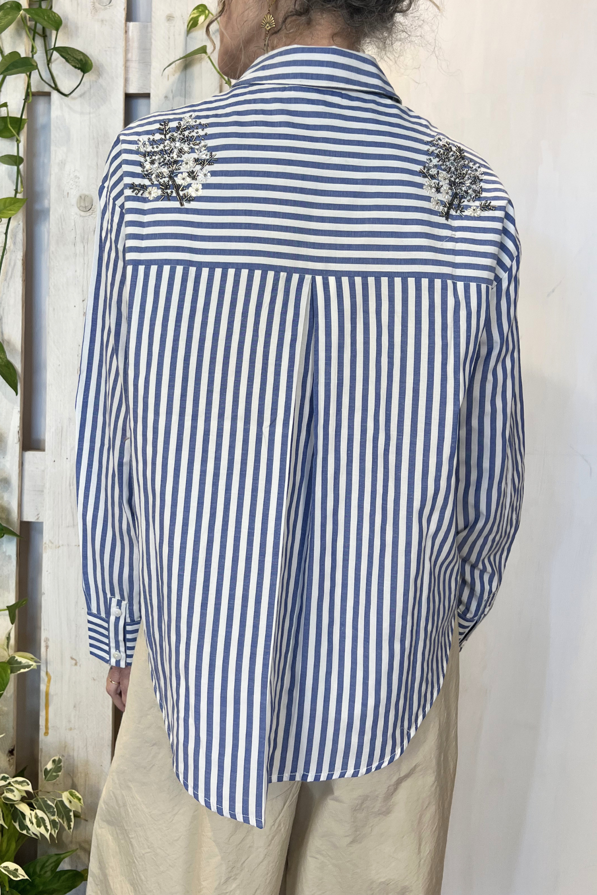 Camicia a righe con paillettes