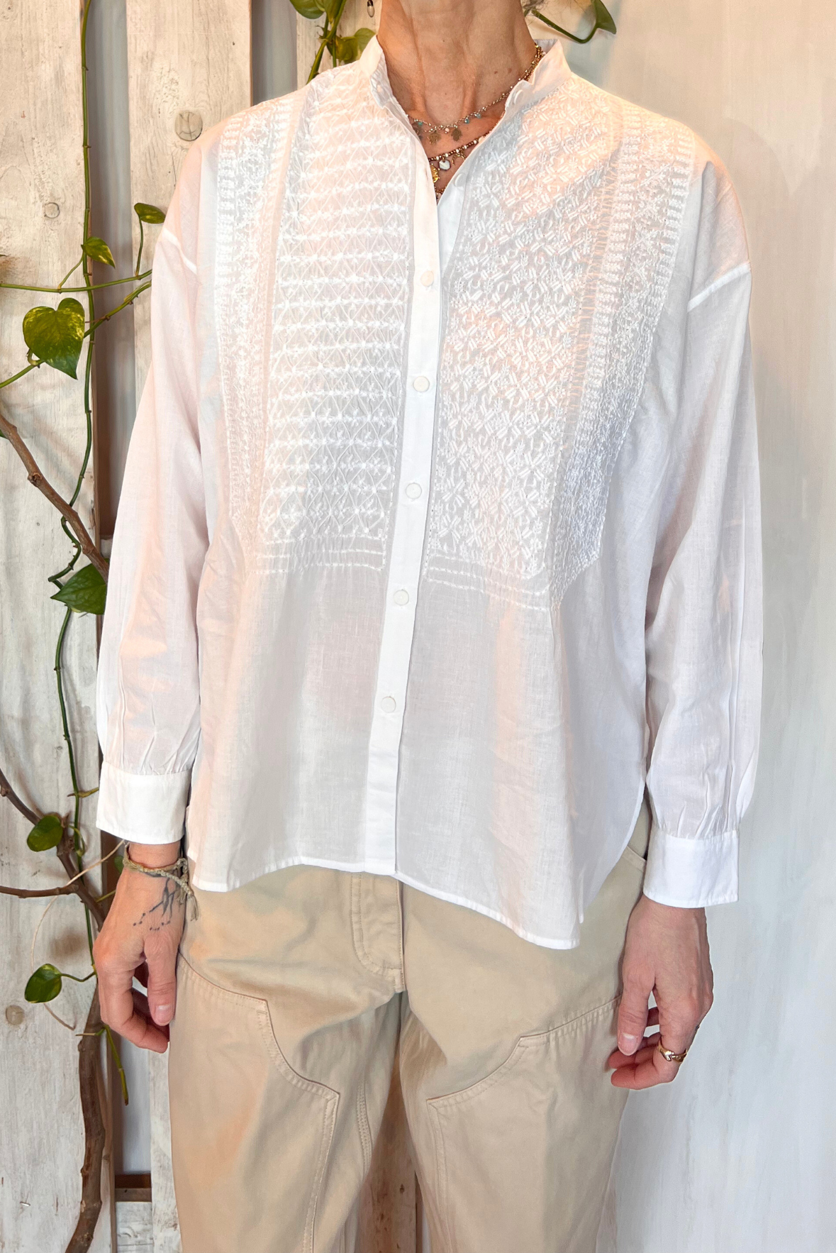 Camicia coreana ricami