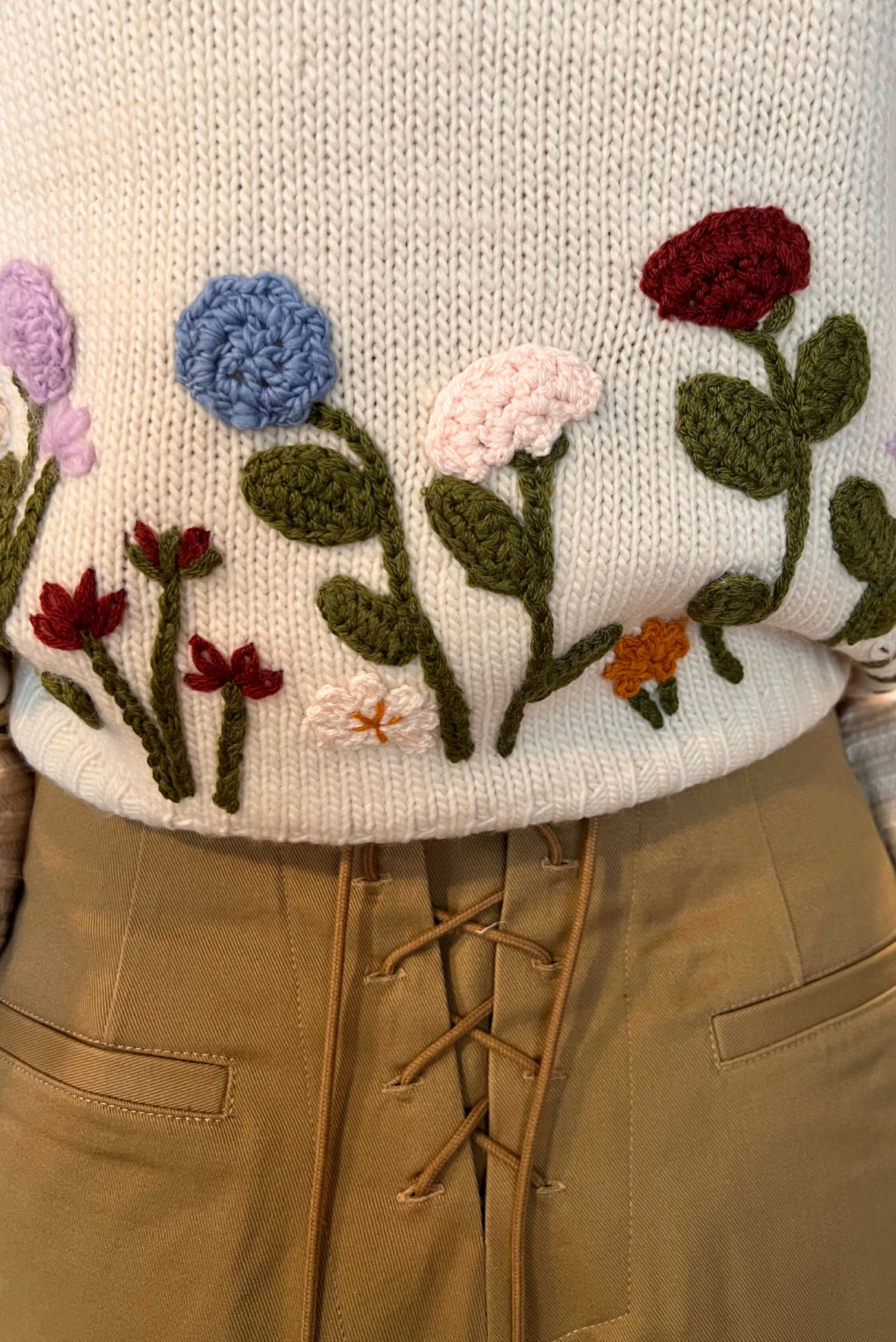 Cardigan con ricami