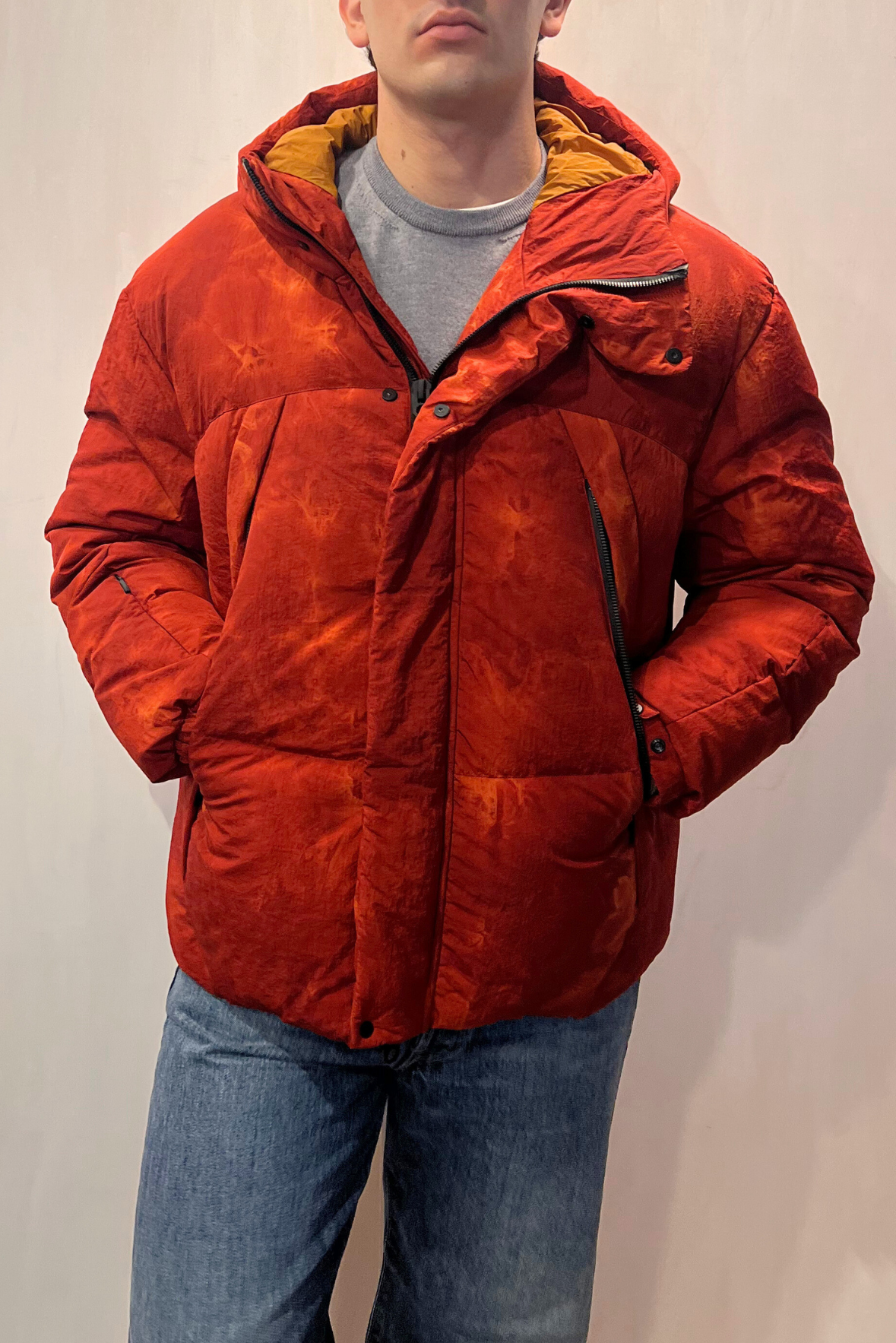 Piumino con cappuccio