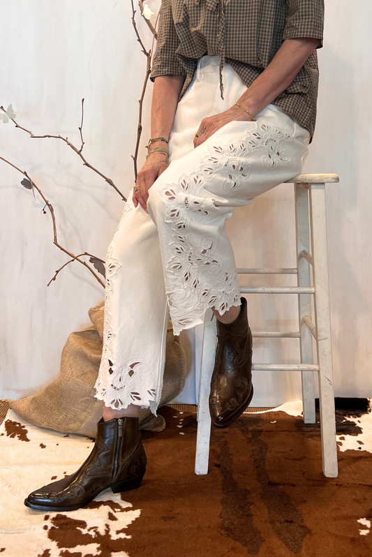 Jeans baloon con ricami