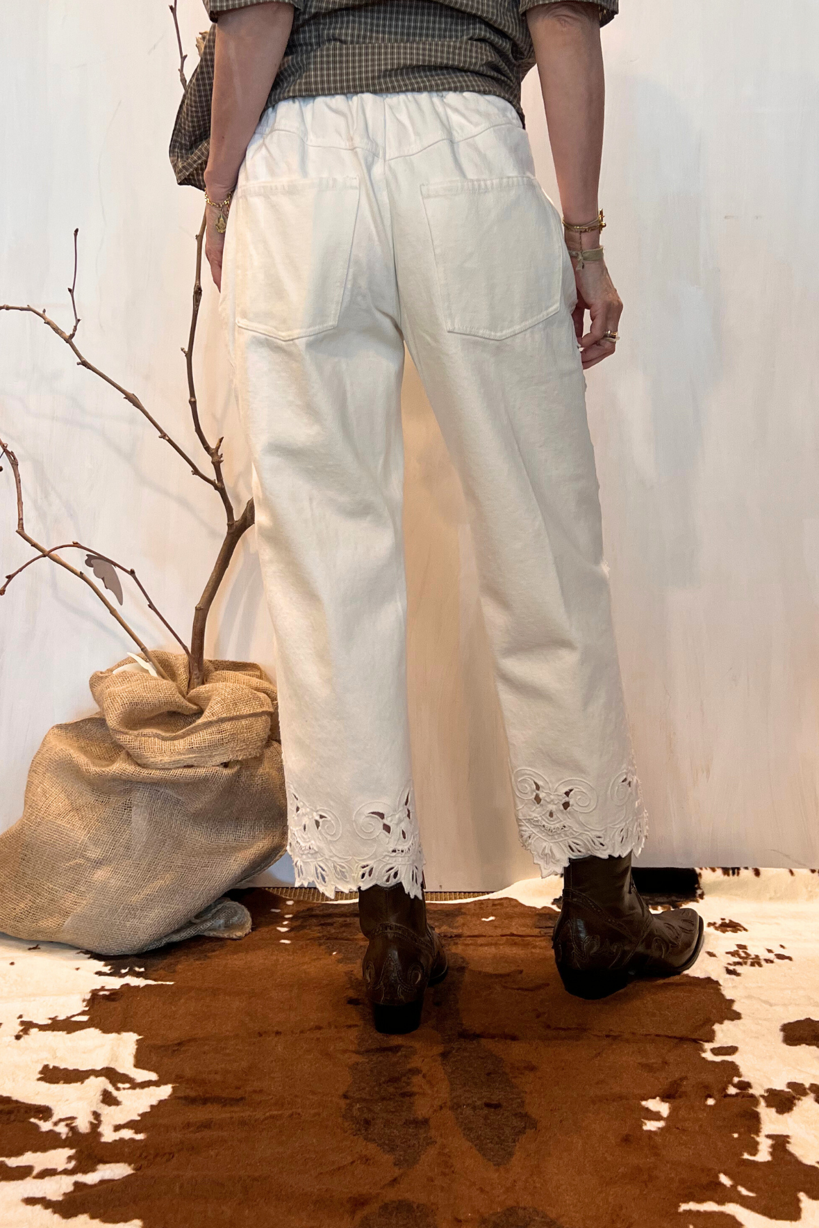 Jeans baloon con ricami