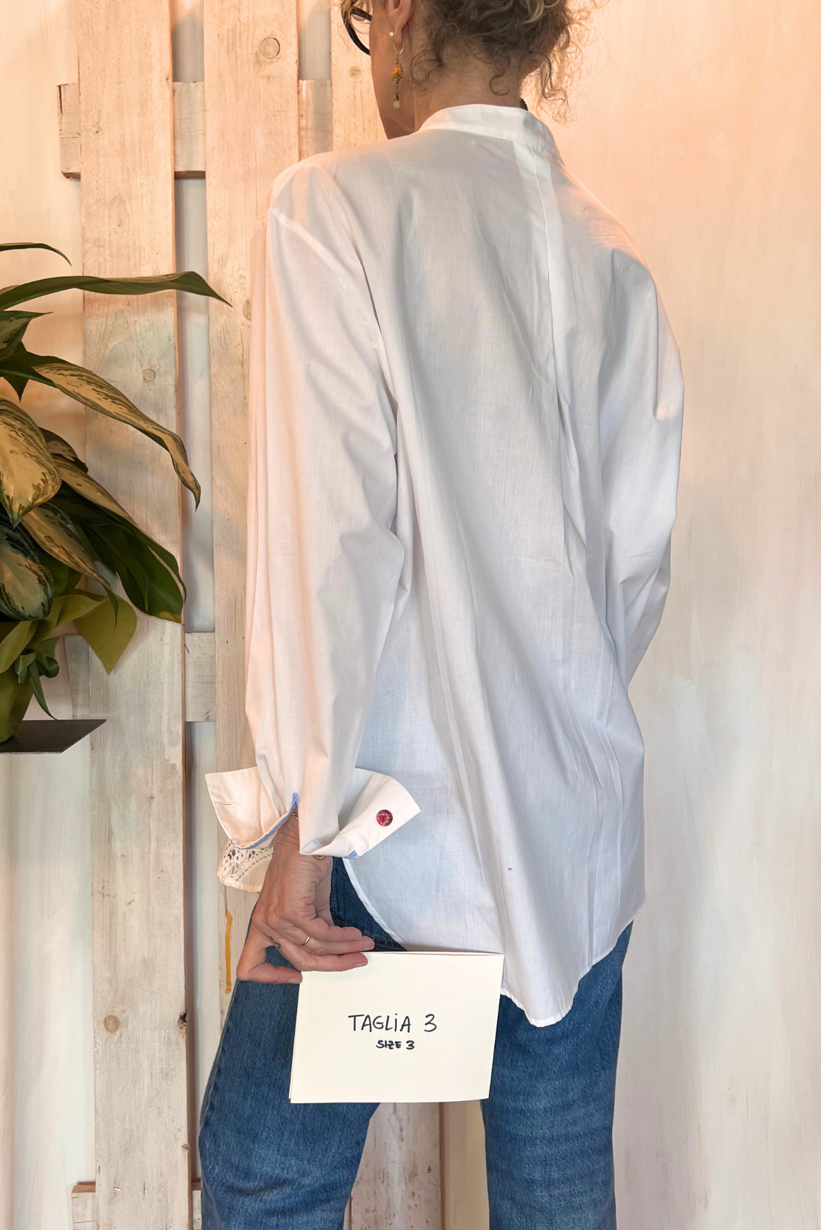Camicia coreana con ricami