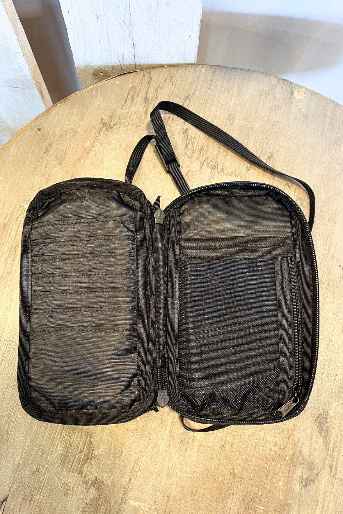 Piccola borsa a tracolla