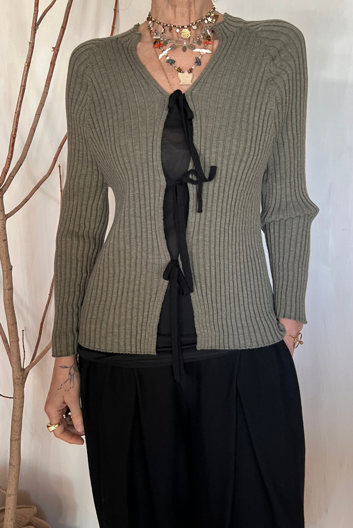 Cardigan con laccetti