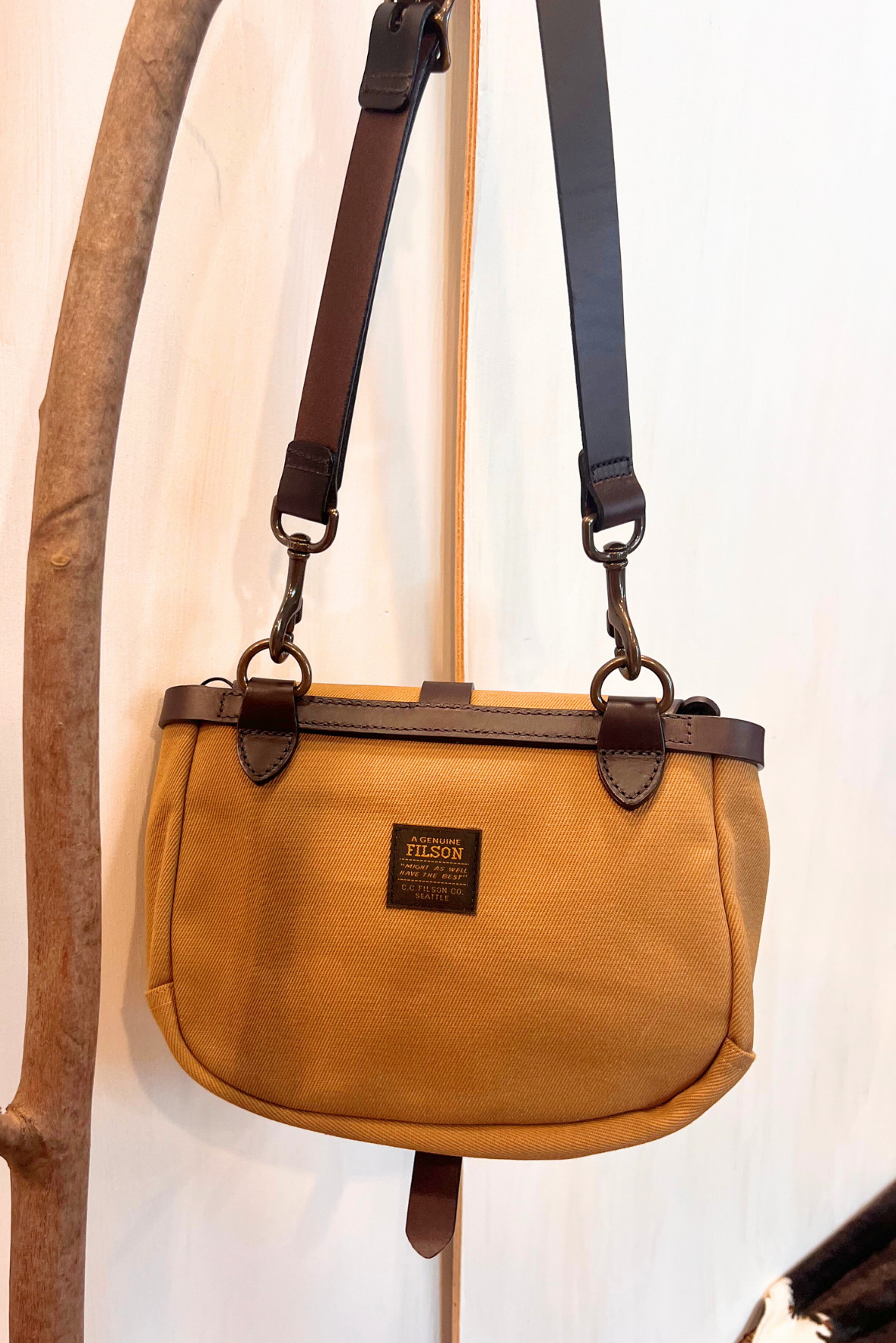 Borsa a tracolla dettagli pelle