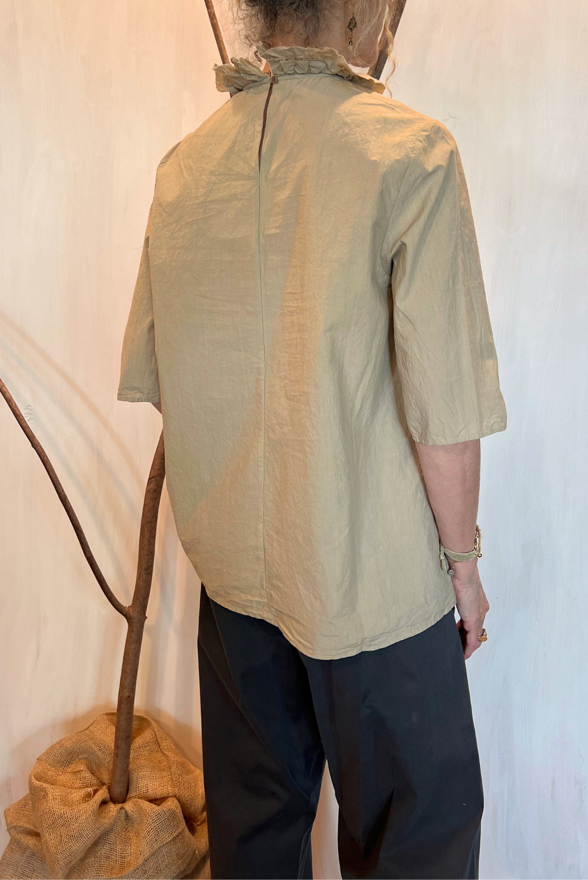 Blusa con rouches