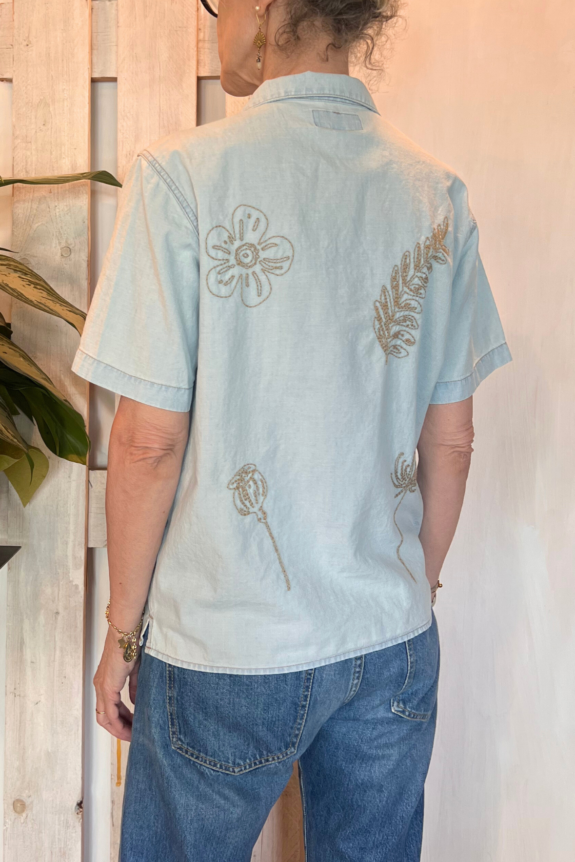 Camicia con ricami