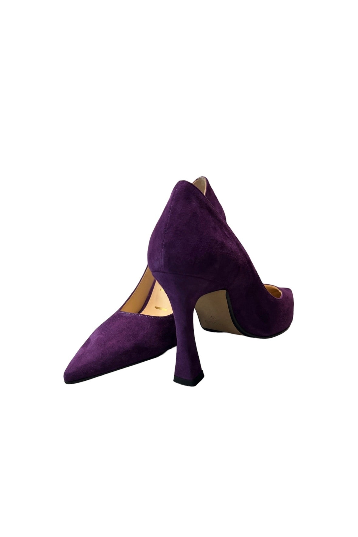 Décolléte in suede