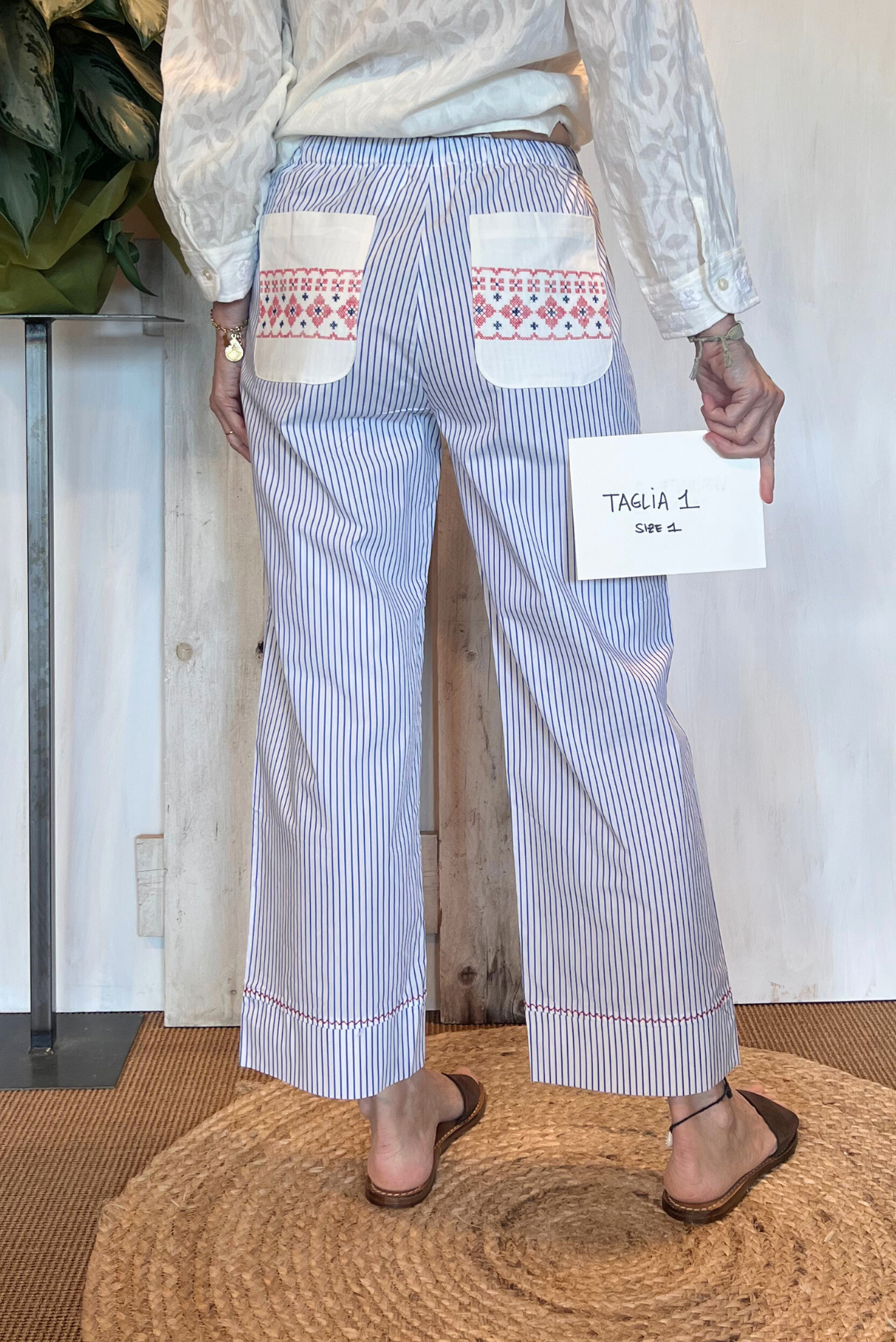 Pantalone ricami patchwork