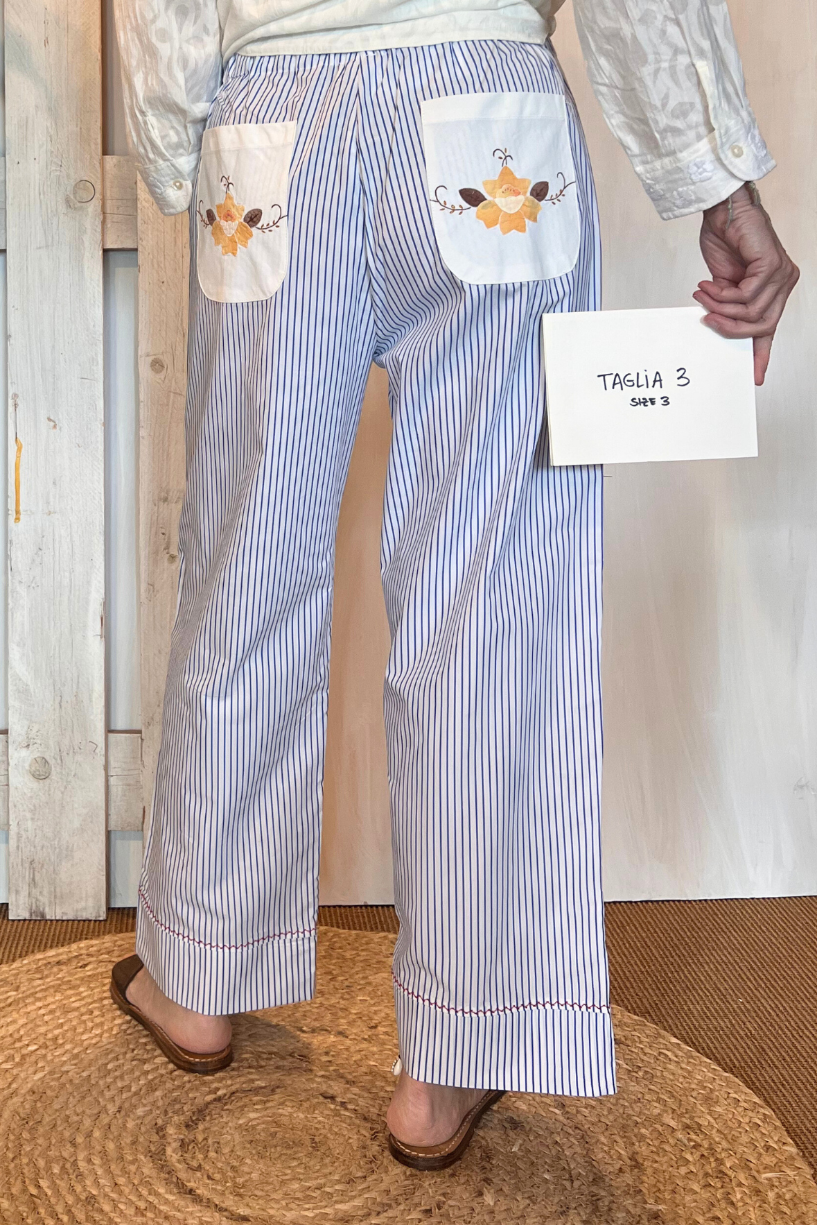 Pantalone ricami patchwork