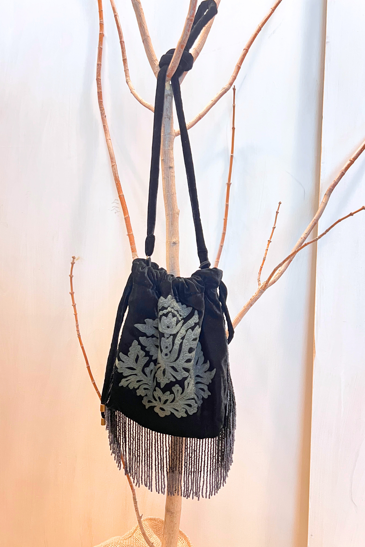 Borsa in velluto con perline