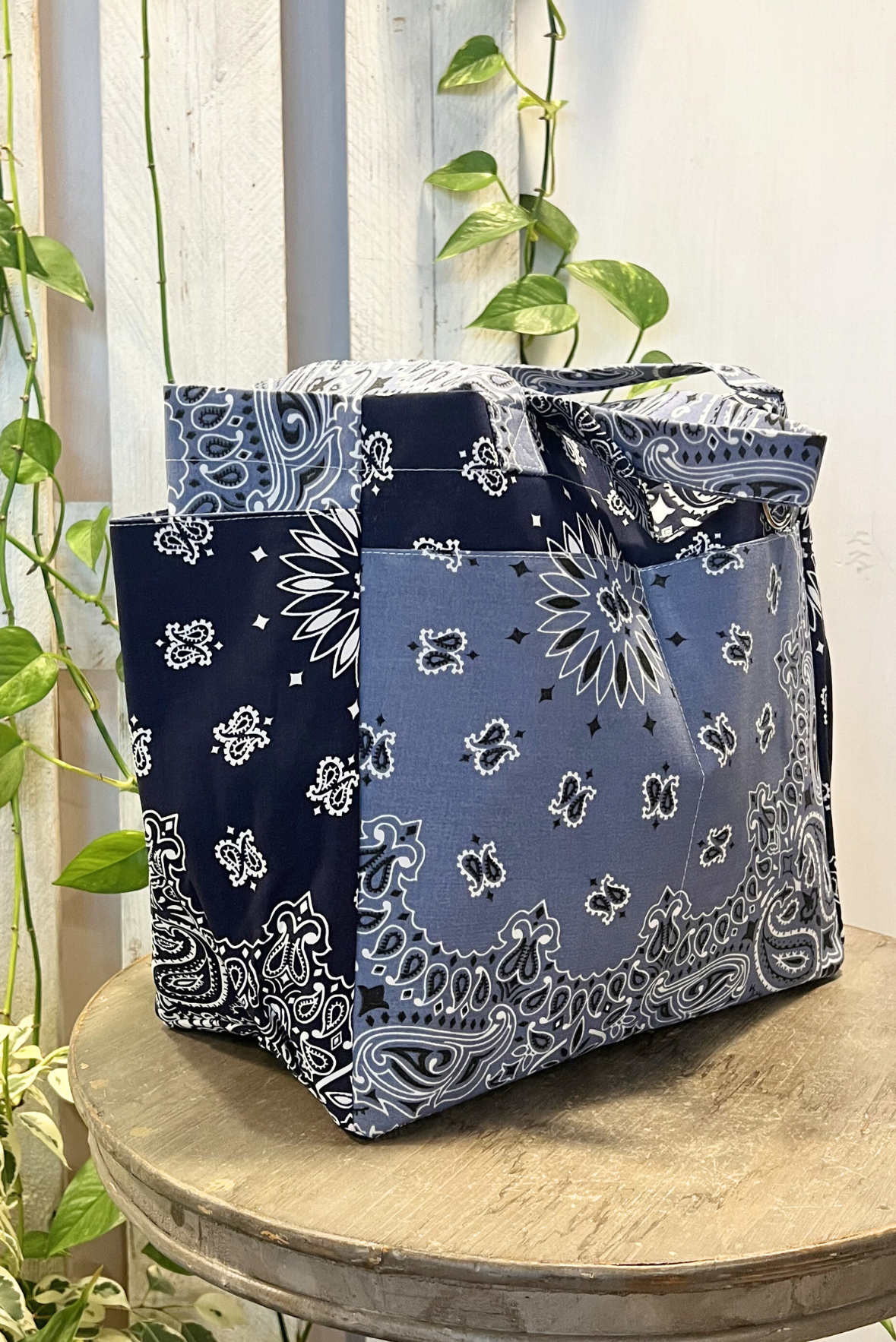 Shopping bandana