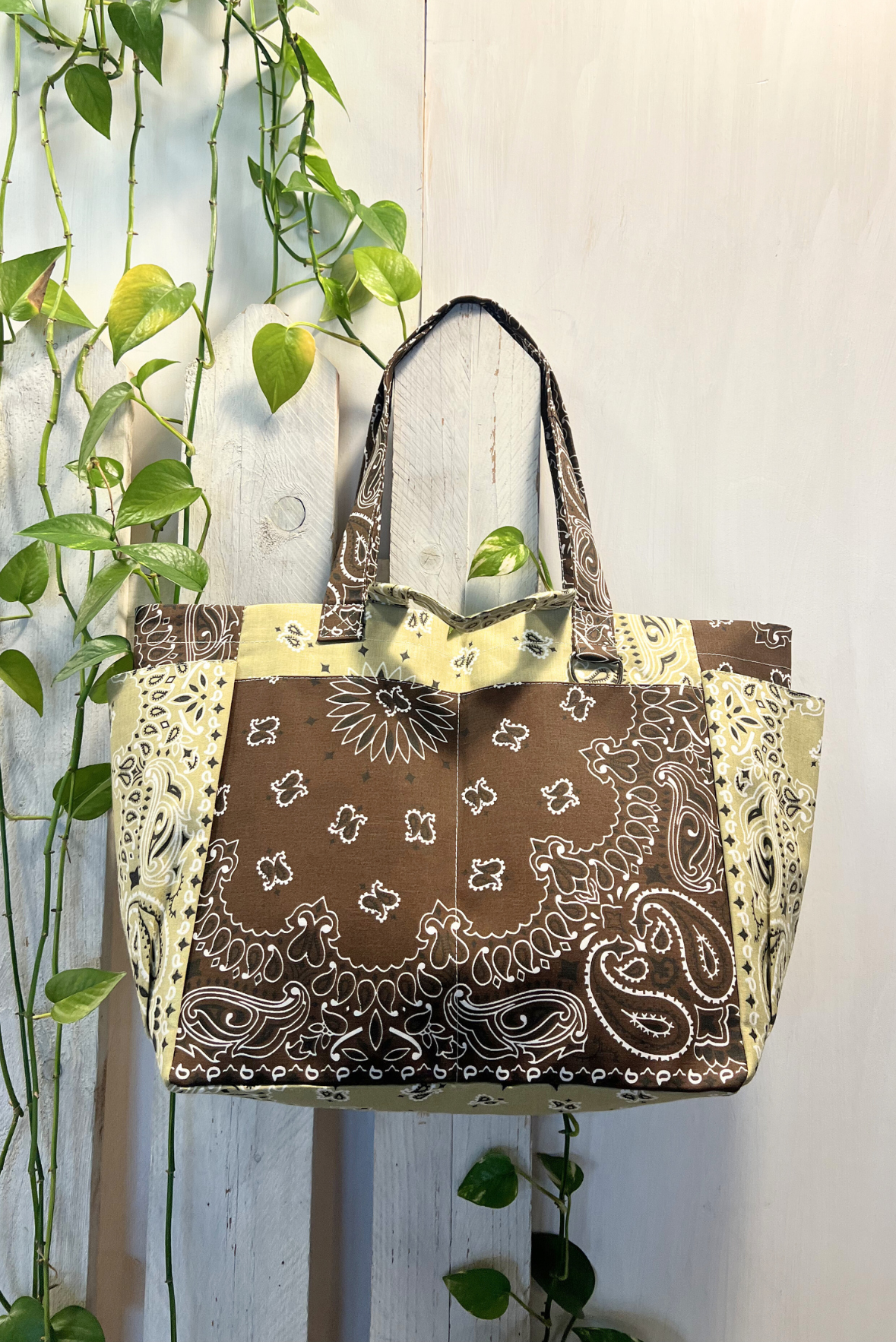 Shopping bandana
