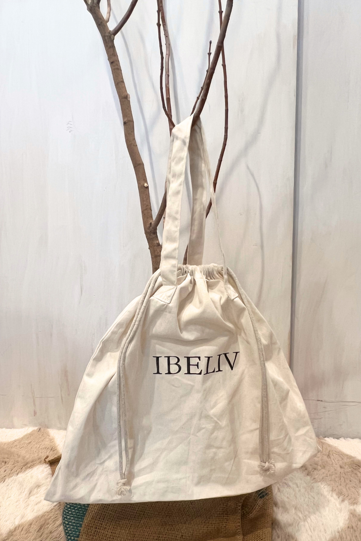 Shopper Bazika in pelle intrecciata