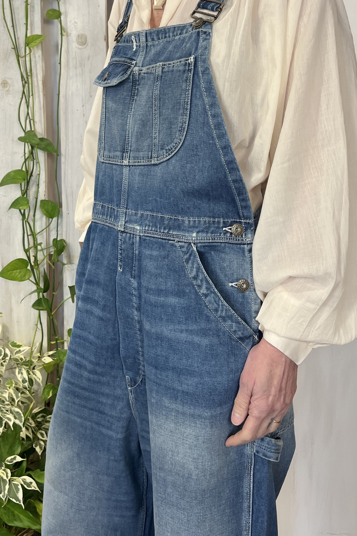 Salopette over in denim