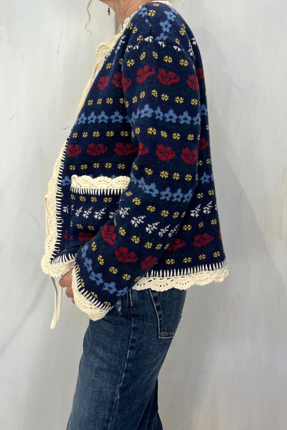 Maglia jaquard con pizzo e laccetti