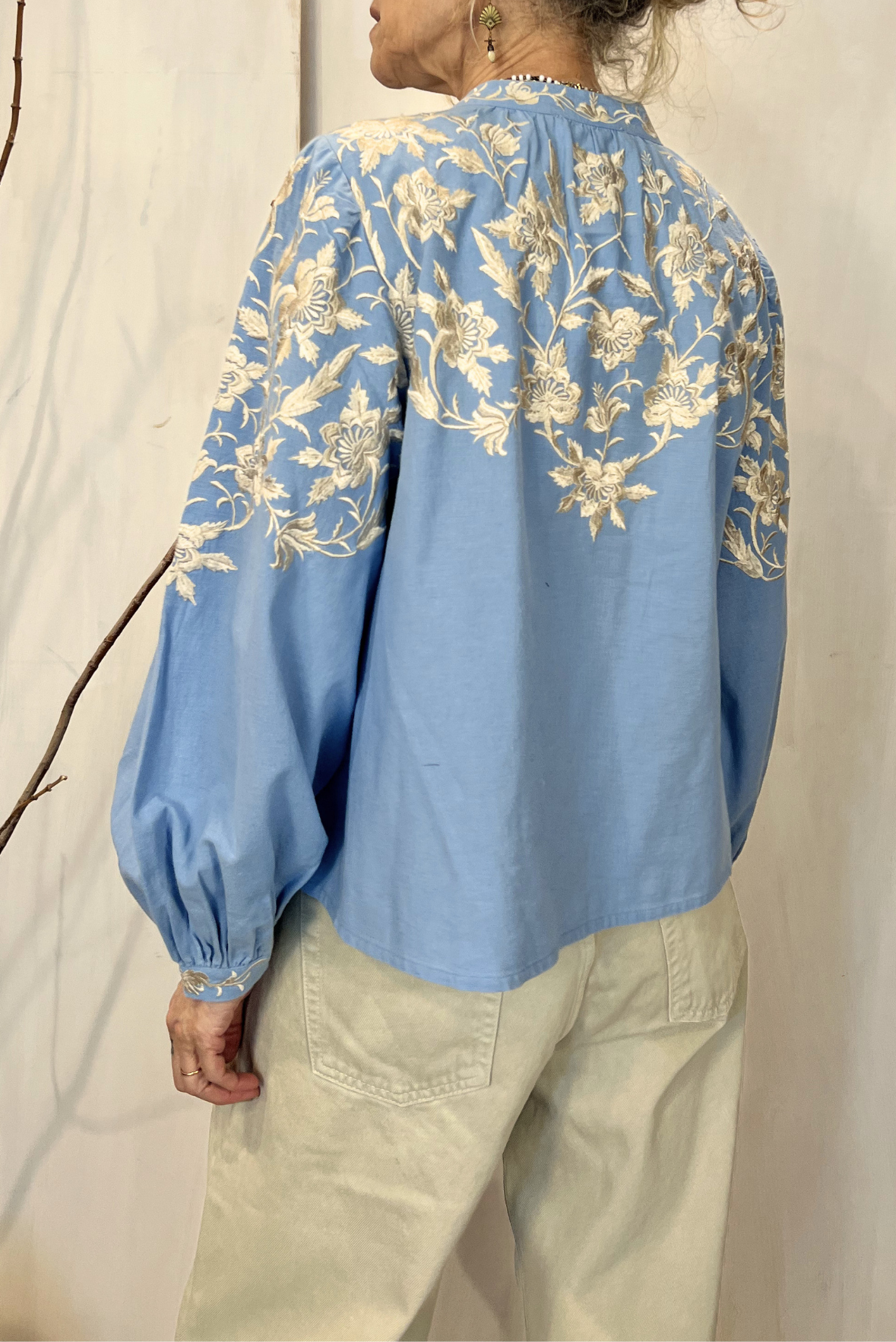 Camicia con ricami