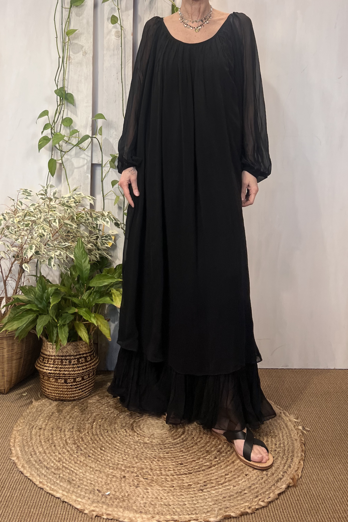 Maxi abito in crepe di viscosa