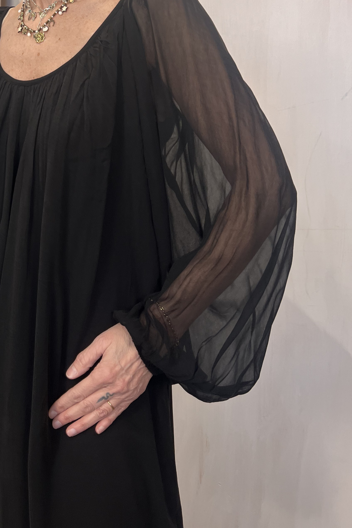 Maxi abito in crepe di viscosa