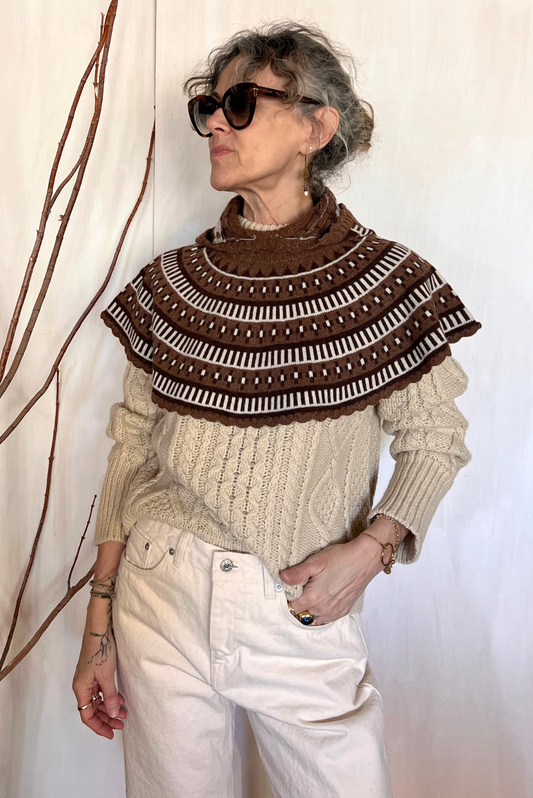Balaclava con mantellina