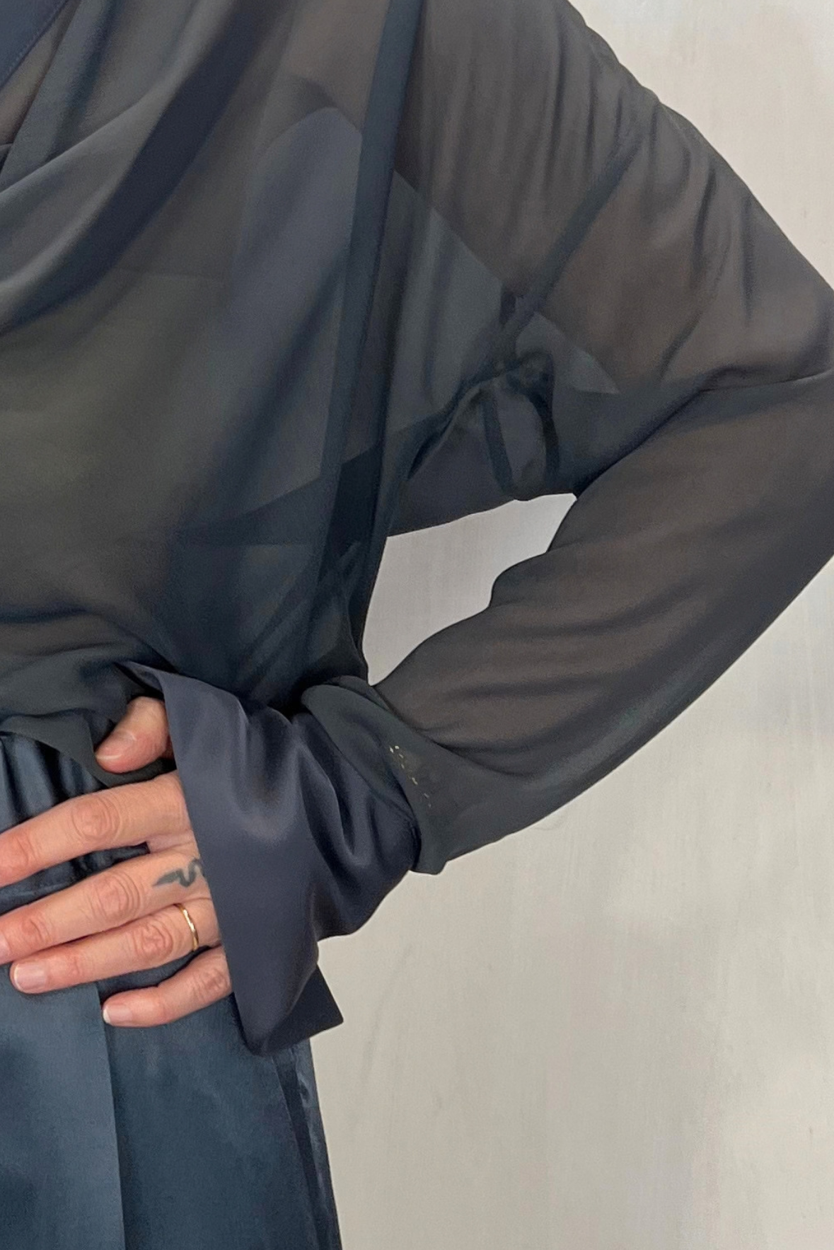 Top drappeggiato misto seta
