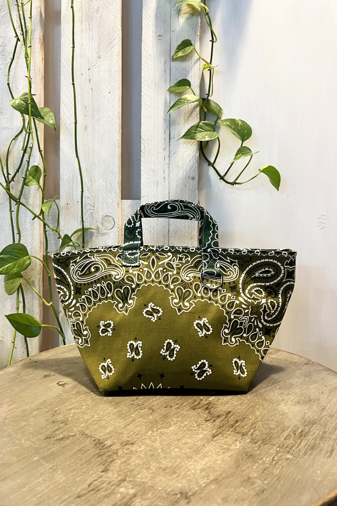 Borsina bandana con zip