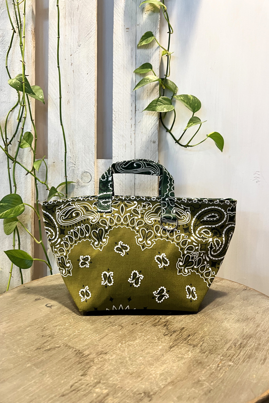 Borsina bandana con zip