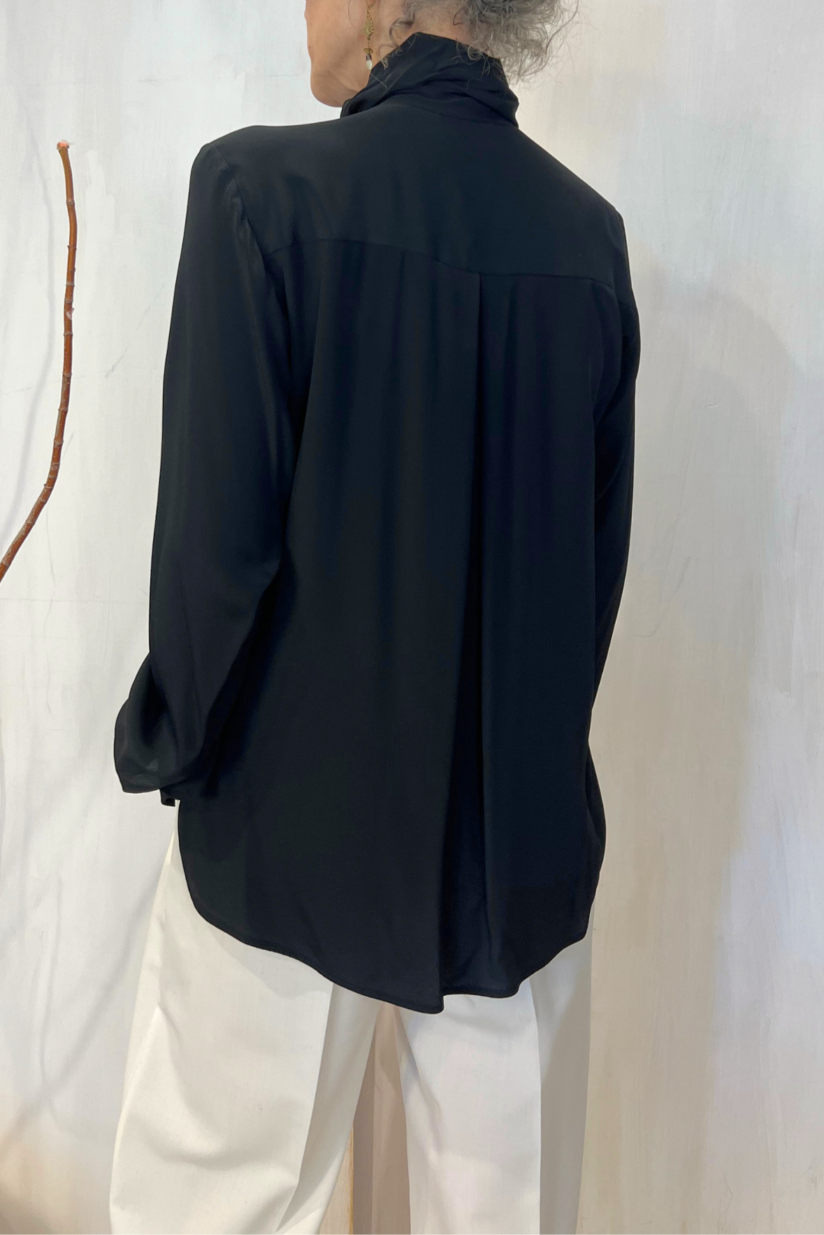 Camicia misto seta con sciarpa