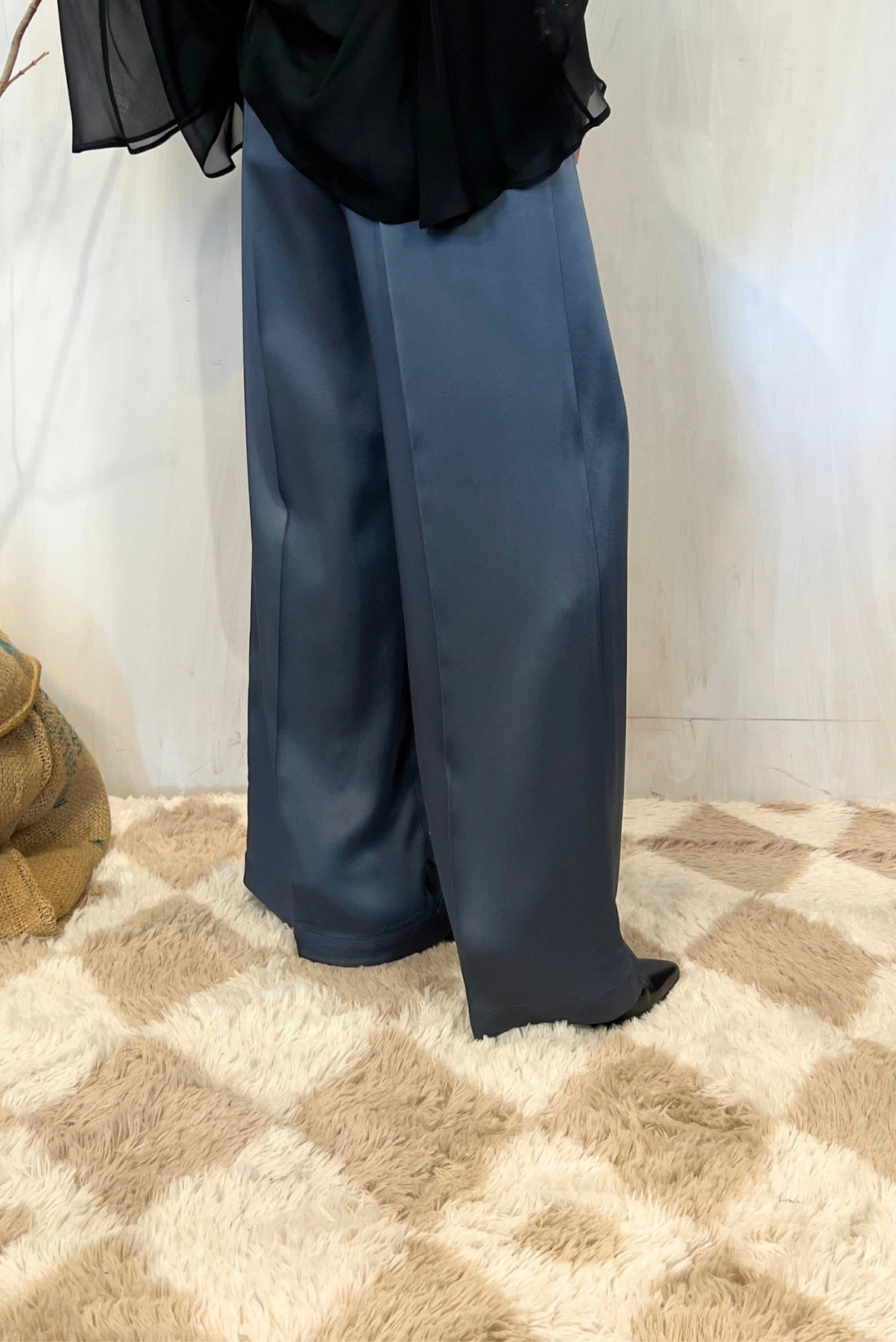 Pantalone palazzo in raso