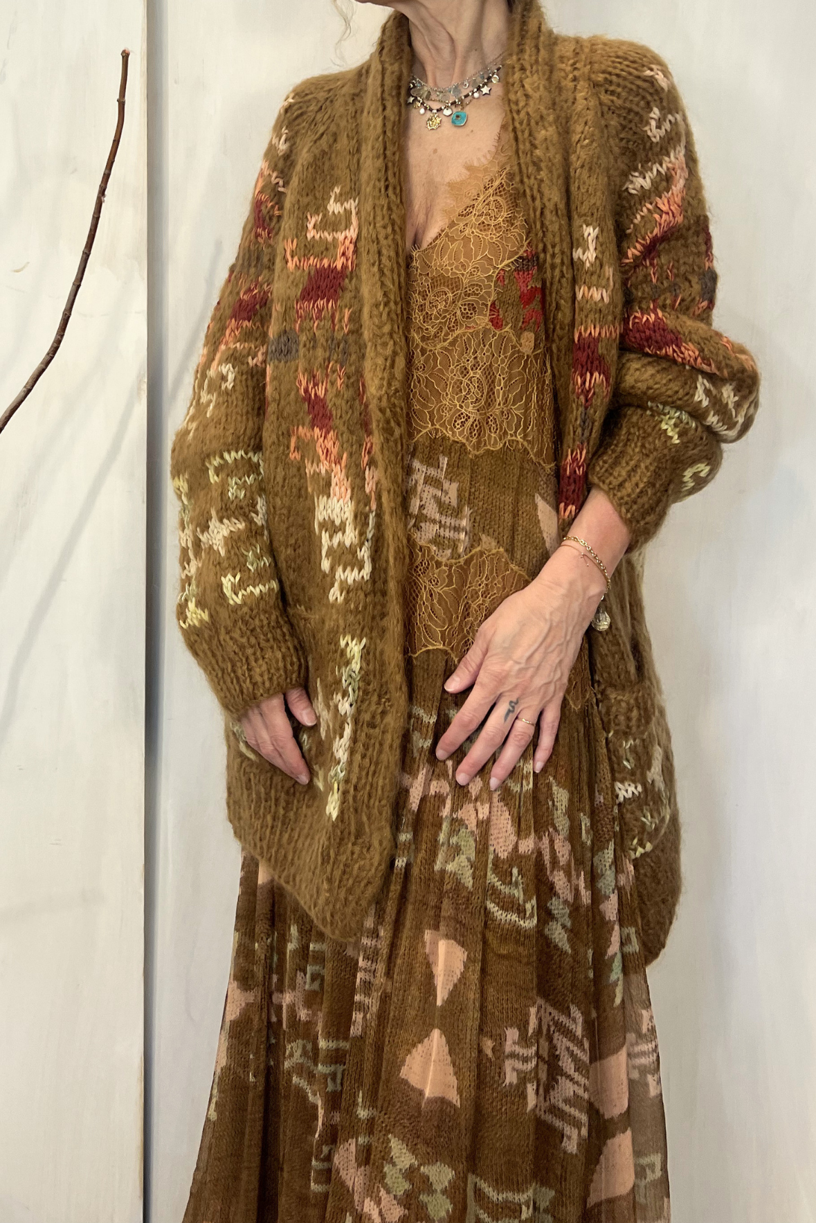 Cardigan over jaquard