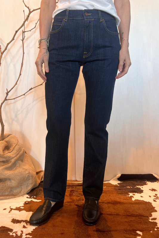 Jeans a sigaretta