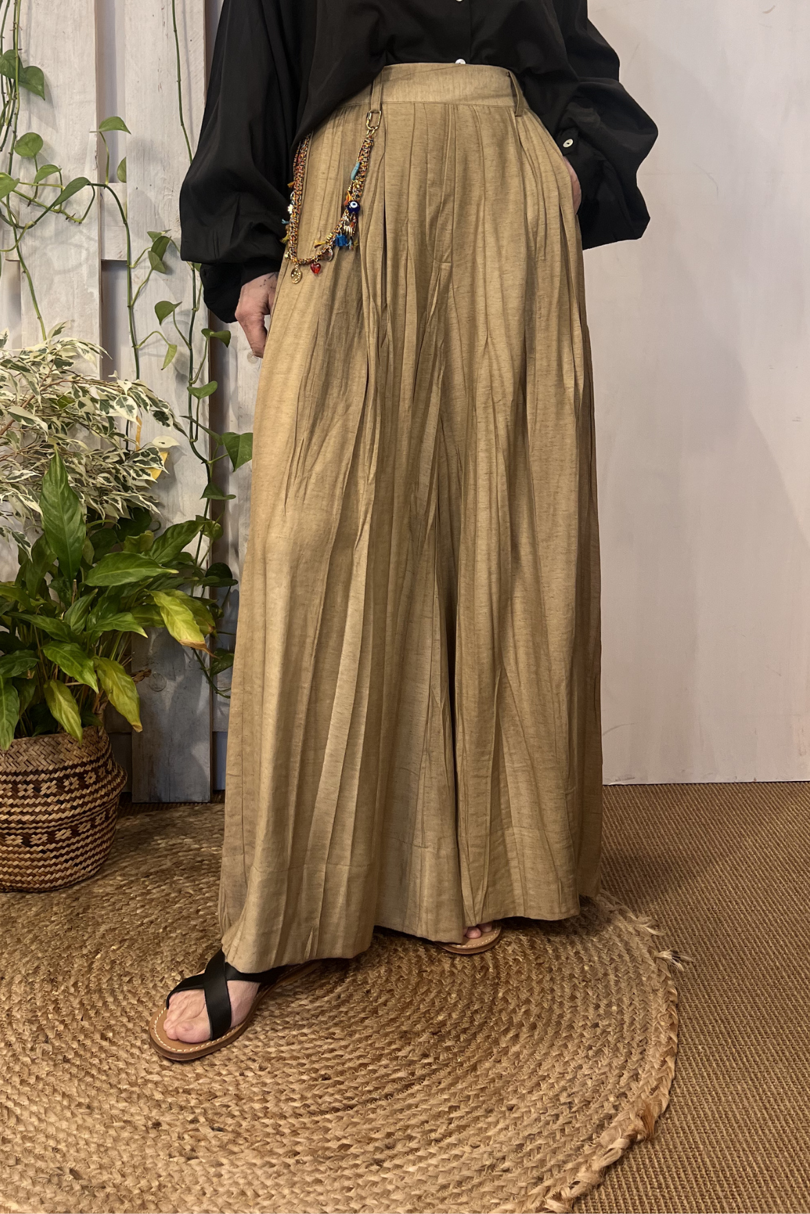 Pantagonna con charms