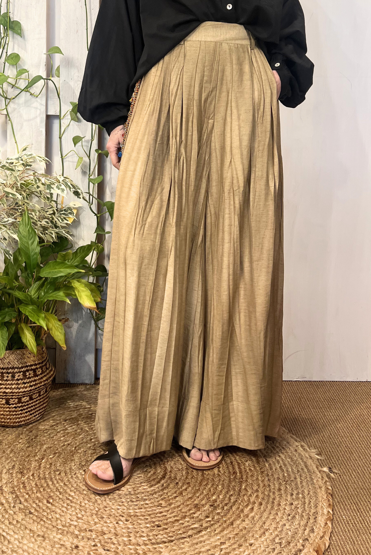 Pantagonna con charms