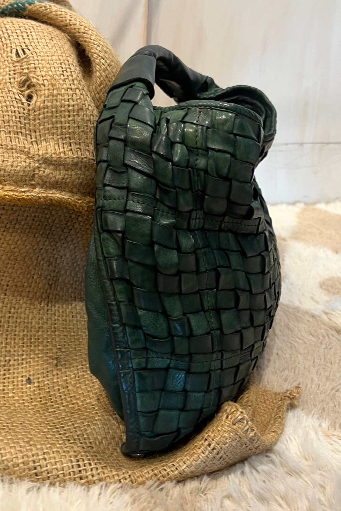 Borsa Atena in pelle intrecciata