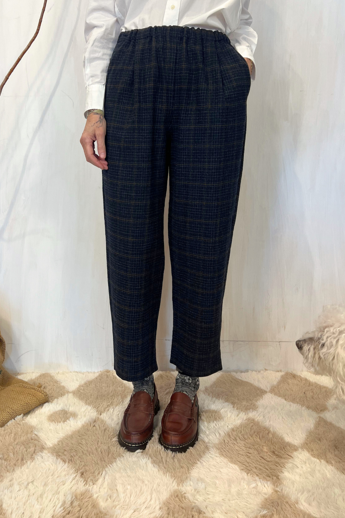 Pantalone con pinces in lana