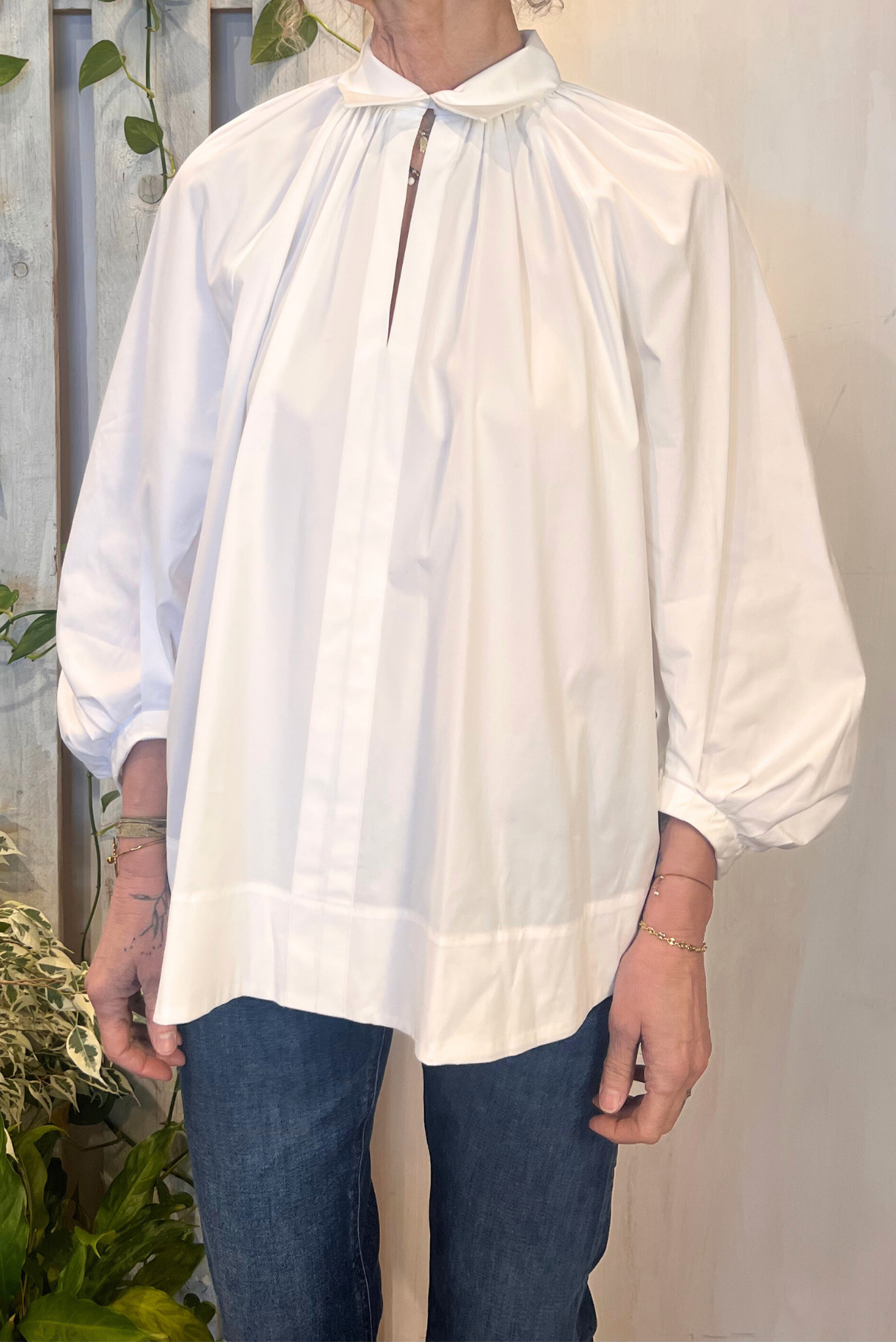 Blusa over maniche a palloncino
