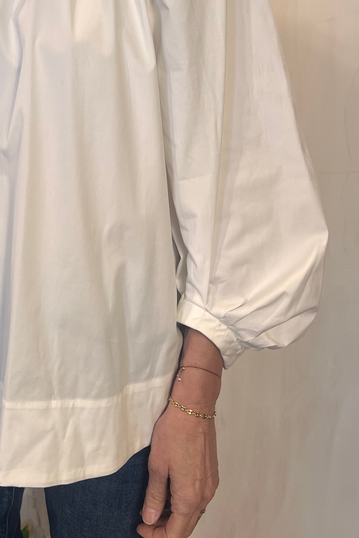 Blusa over maniche a palloncino