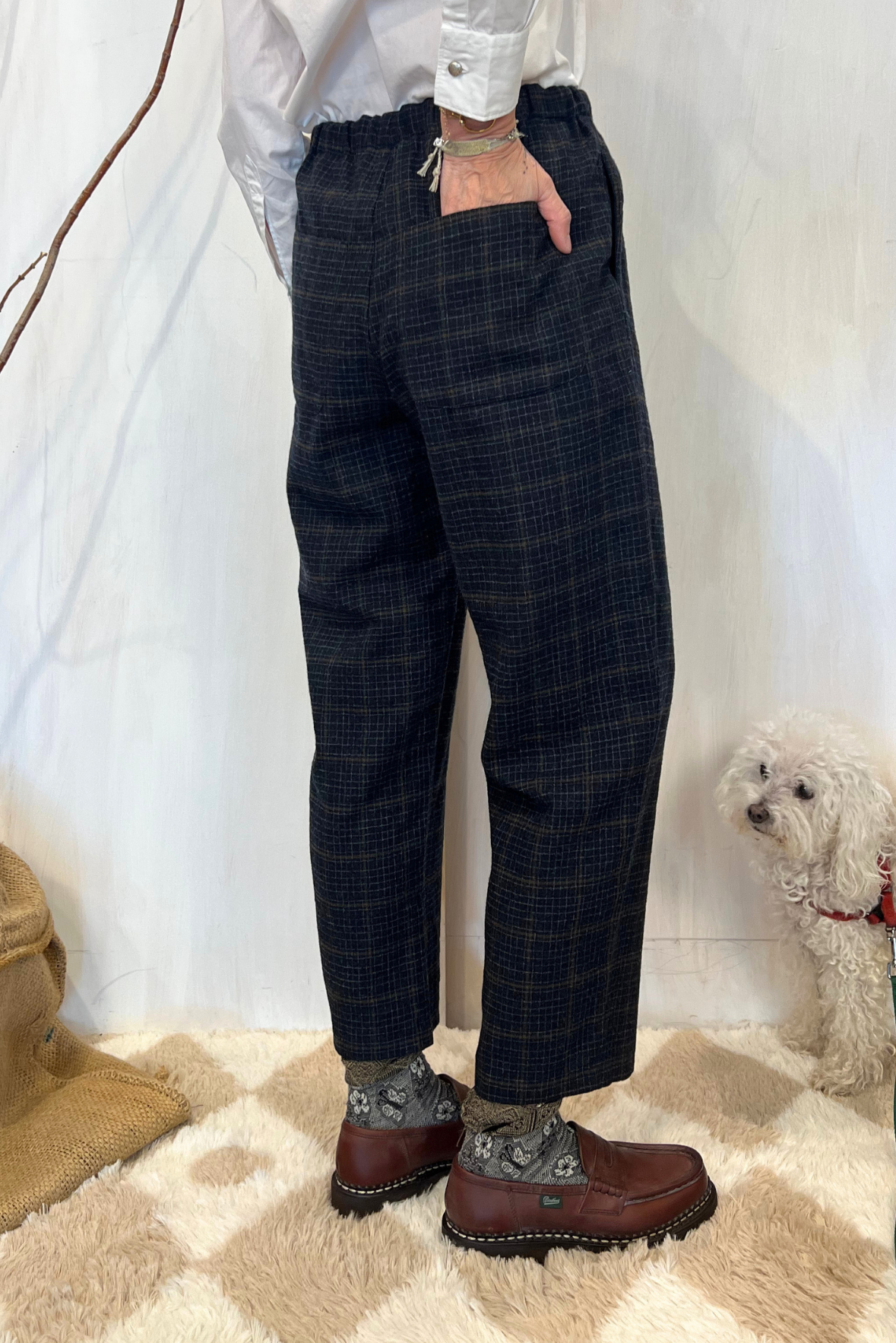 Pantalone con pinces in lana