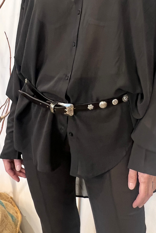 Cintura con borchie argento