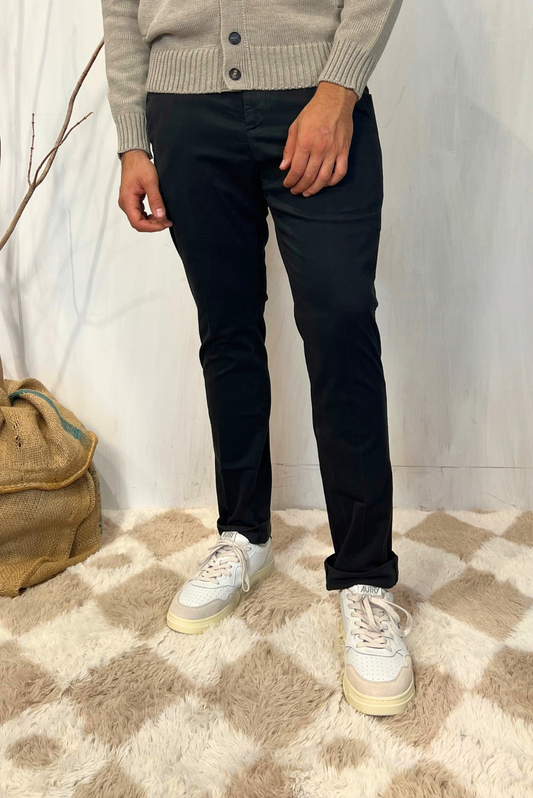 Pantalone Gaubert slim chino