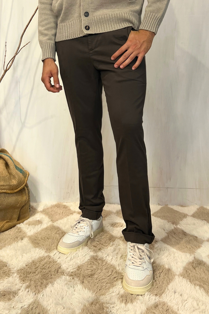 Pantalone Gaubert slim chino
