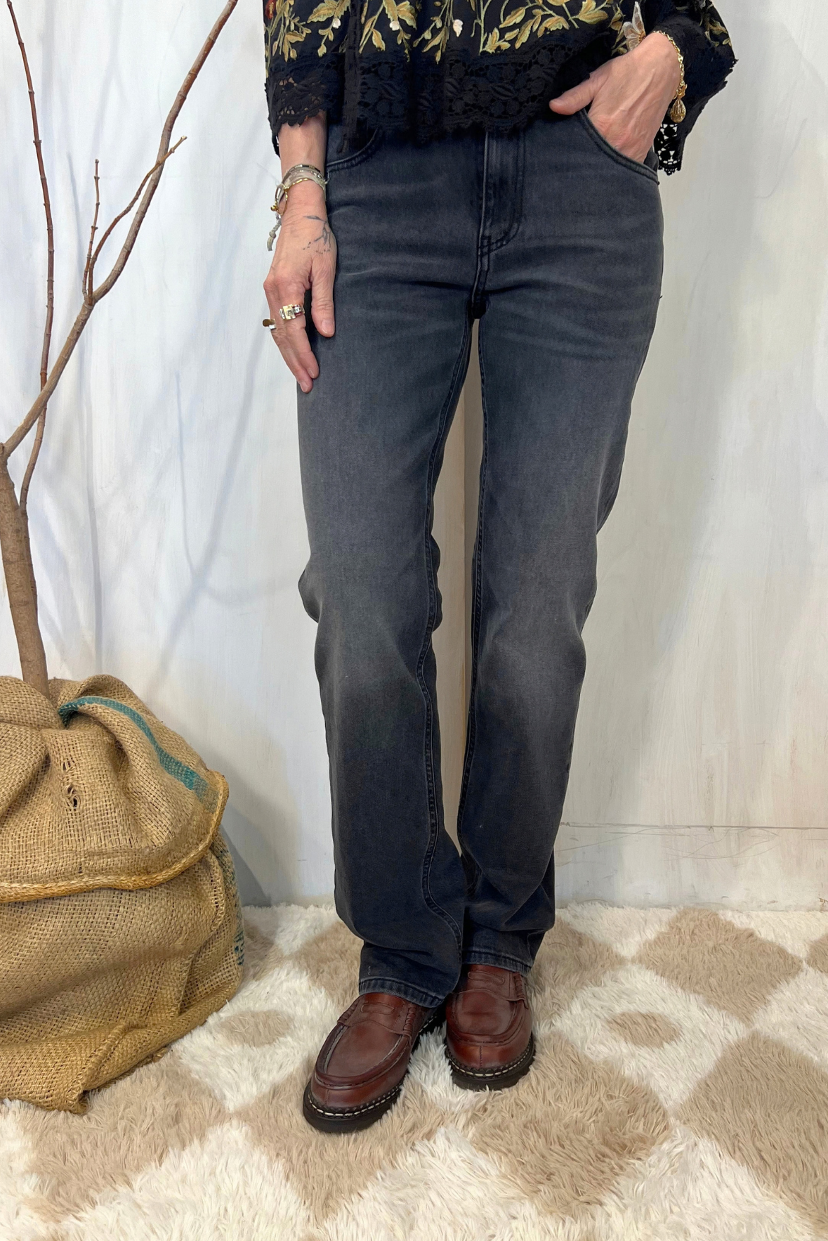 Jeans Jane a sigaretta