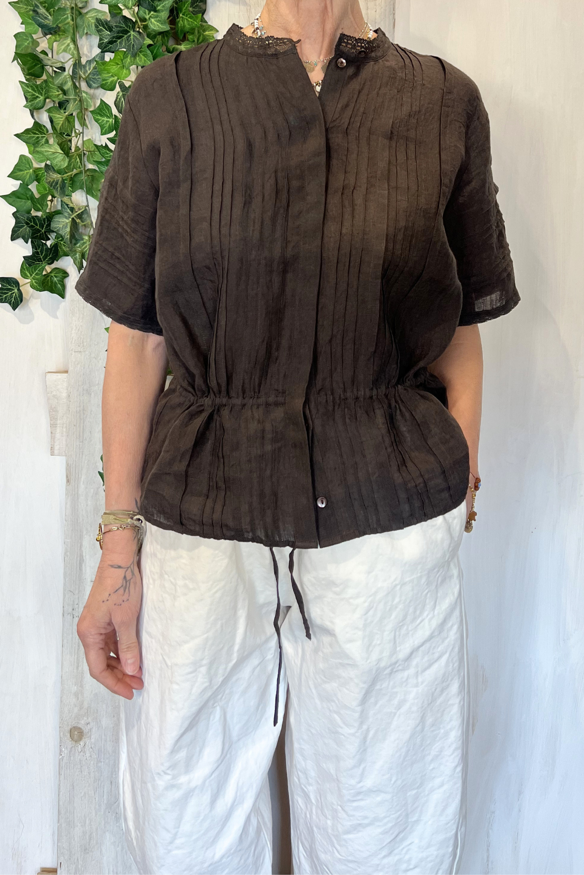Camicia in lino con pizzo