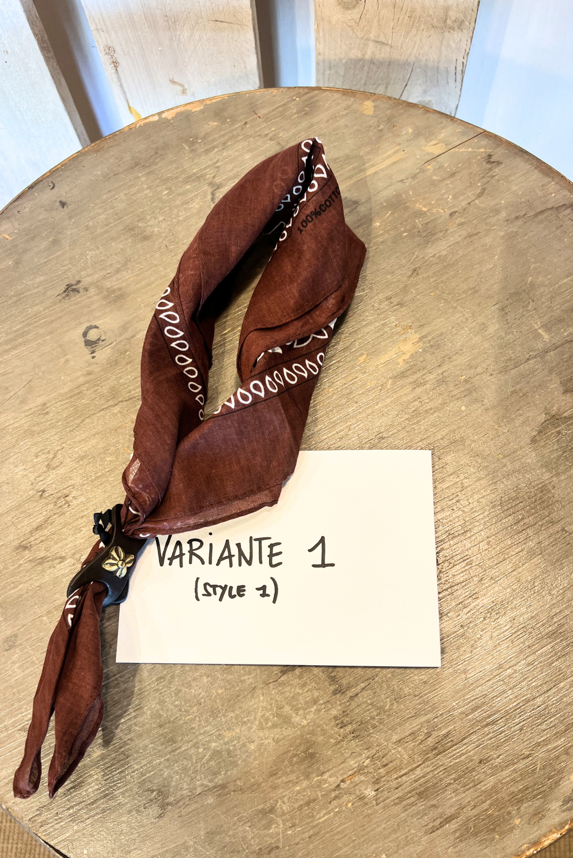 Bandana con fermabandana in pelle