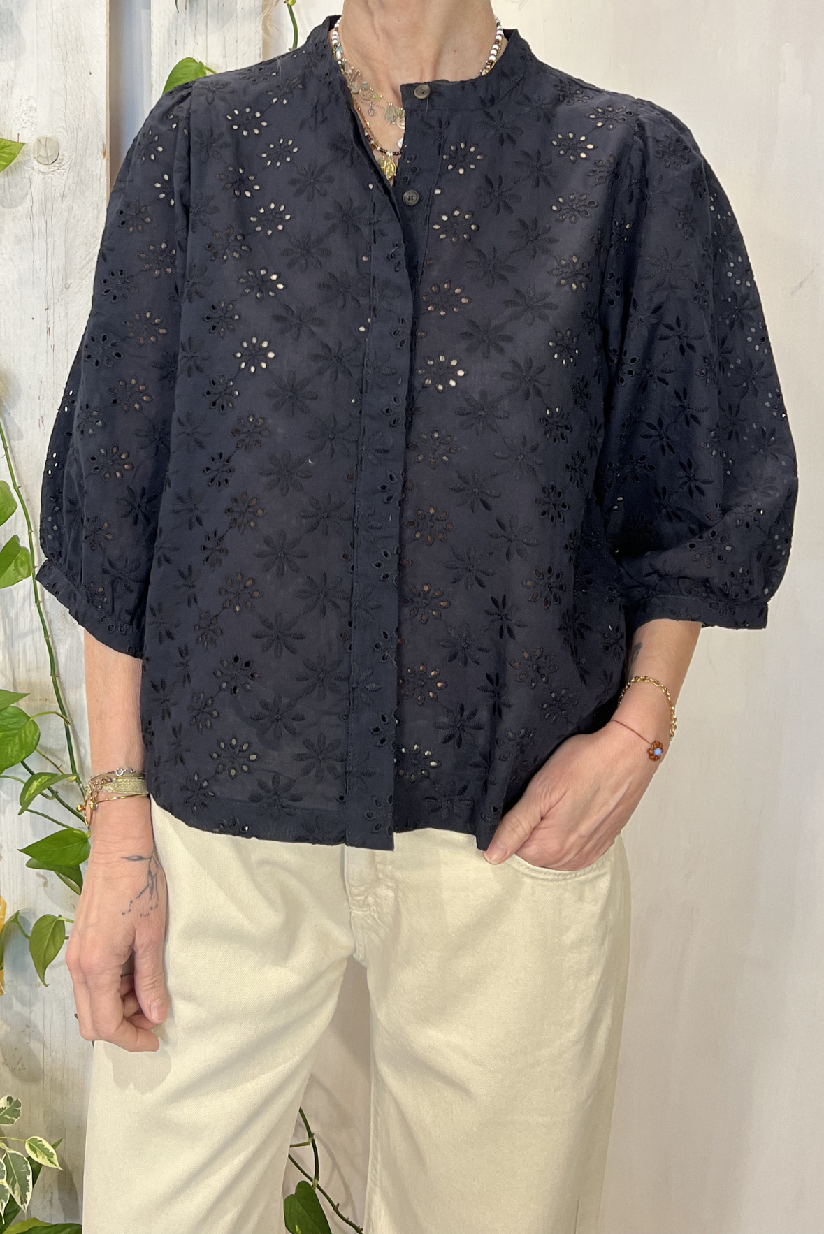 Camicia in sangallo